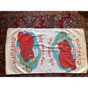 SCHOLASTIC CLIFFORD THE BIG RED DOG EMILY ELIZABETH COLORFUL BEACH TOWEL